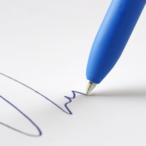 Kugelschreiber J800 detektierbar