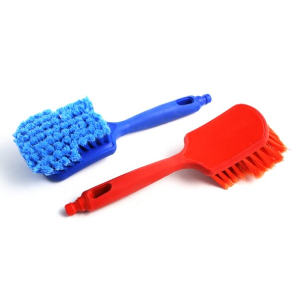 Stielbürste mit Wasserdurchlauf weich geschlitzt